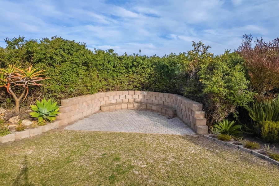 4 Bedroom Property for Sale in Hartenbos Landgoed Western Cape